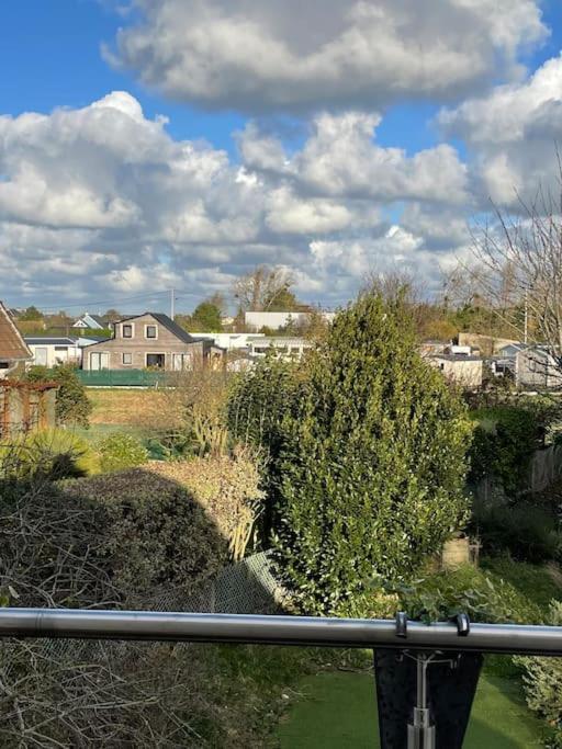 Appartement Cosy Sous Les Toits Lion-sur-Mer Esterno foto